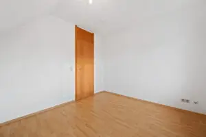 Schlafzimmer I unten