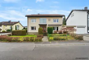 Straßenansicht | Eingang frontal