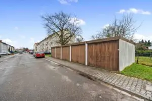 Garagen | Straßenfront
